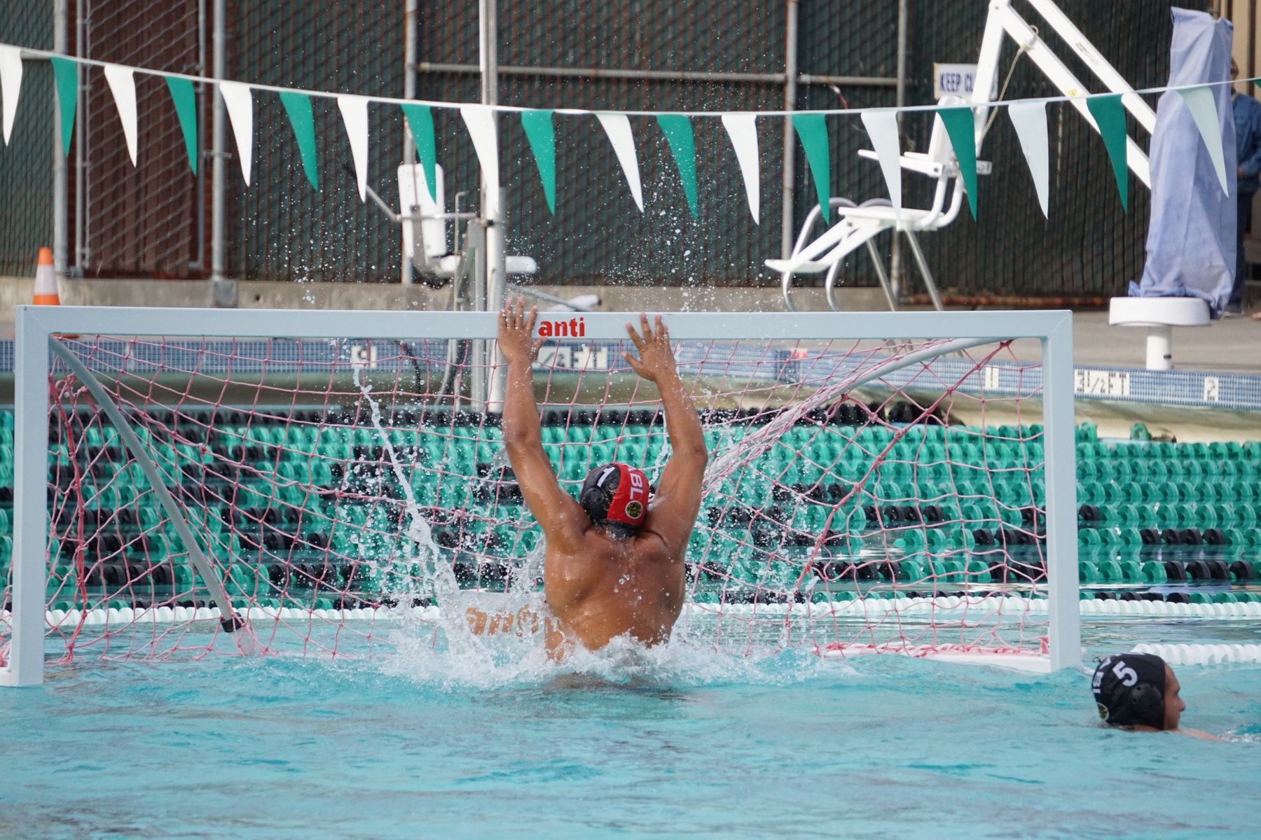 Men's Water Polo falls to West Valley in WVC Mini