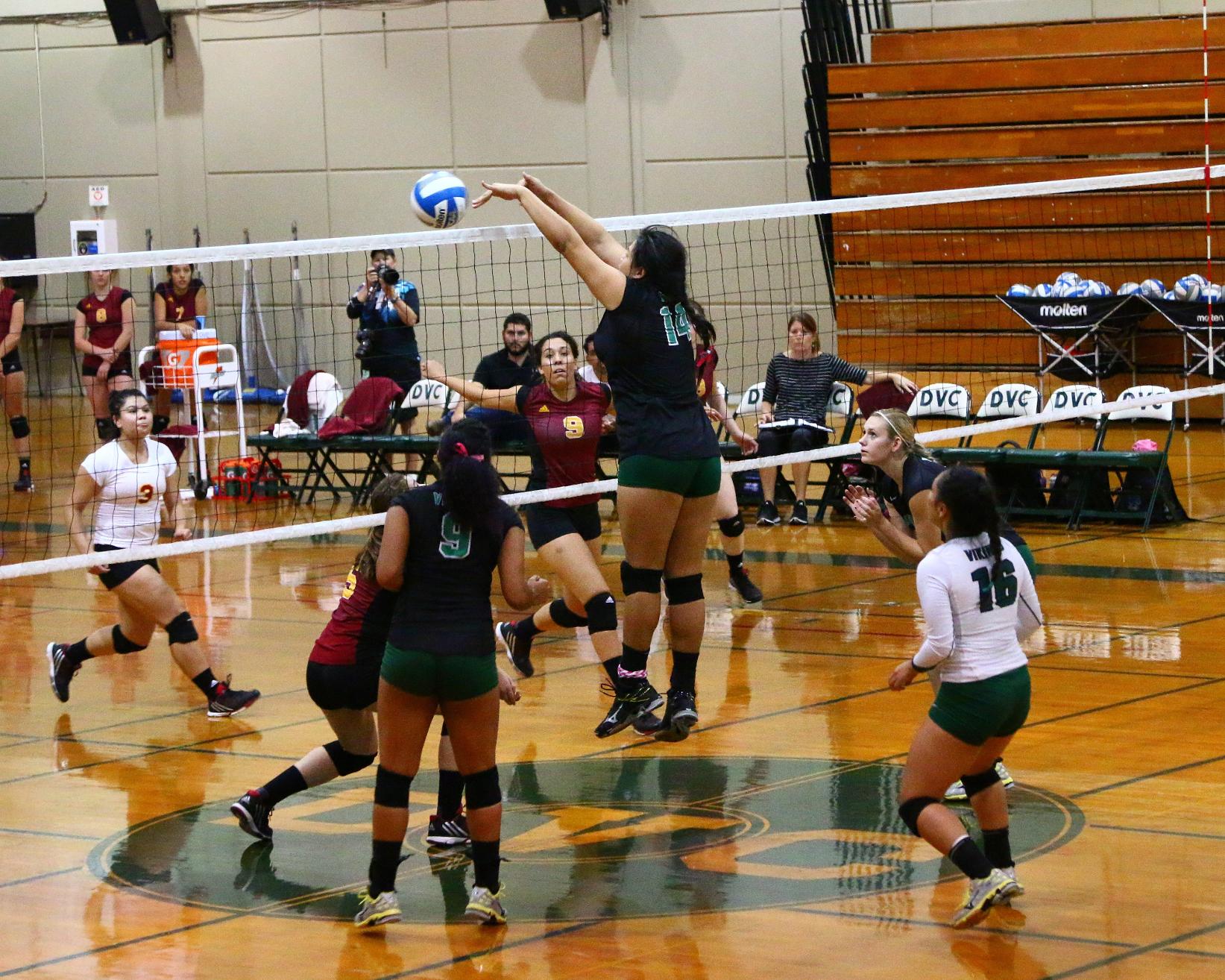 Diablo Valley Volleyball to host Summer Camp's