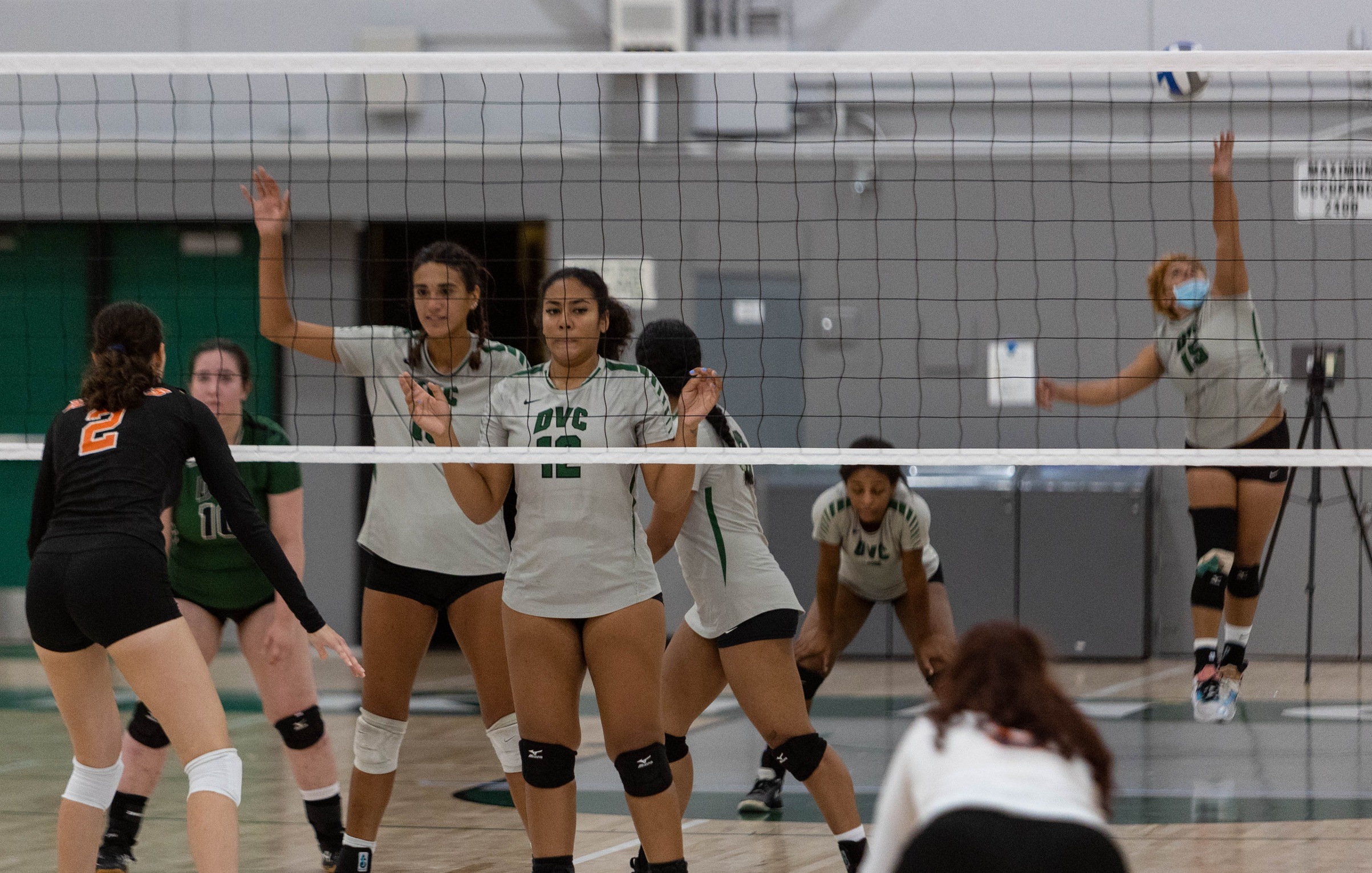 Women's Volleyball drops 2 to Sierra and CRC