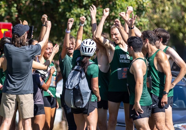 Women's Cross Country finishes 2nd, Men finish 3rd at George Brooks Memorial