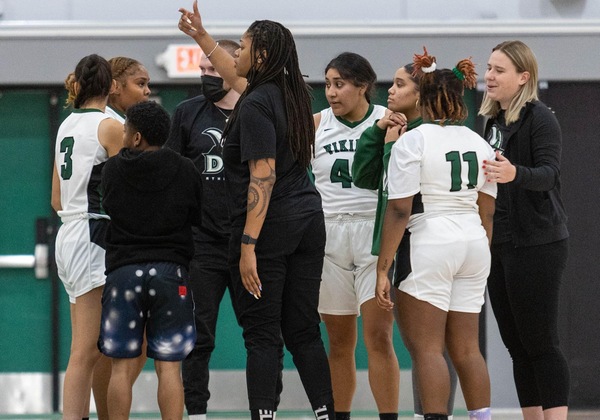 Women's Basketball begins season 1-4, with a win over Mission