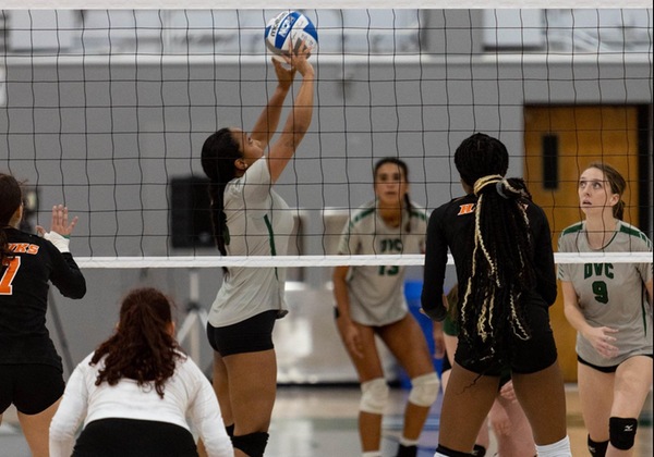 Women's Volleyball loses to ARC and Santa Rosa 0-3
